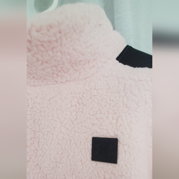 Under Armour Sherpa Athletic Pullover | S - Picture 4 of 4